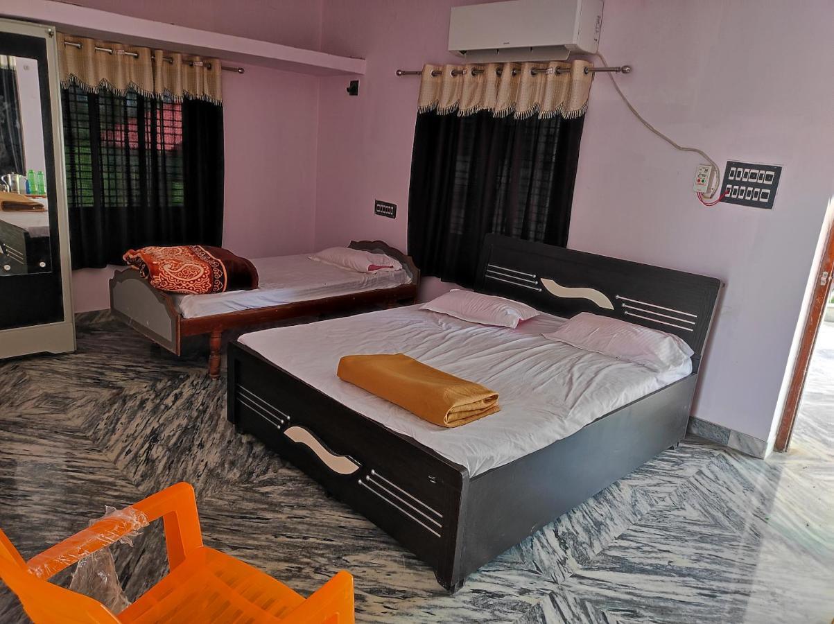 Vrundavan Home Stay And Village Resort Kevadia Buitenkant foto