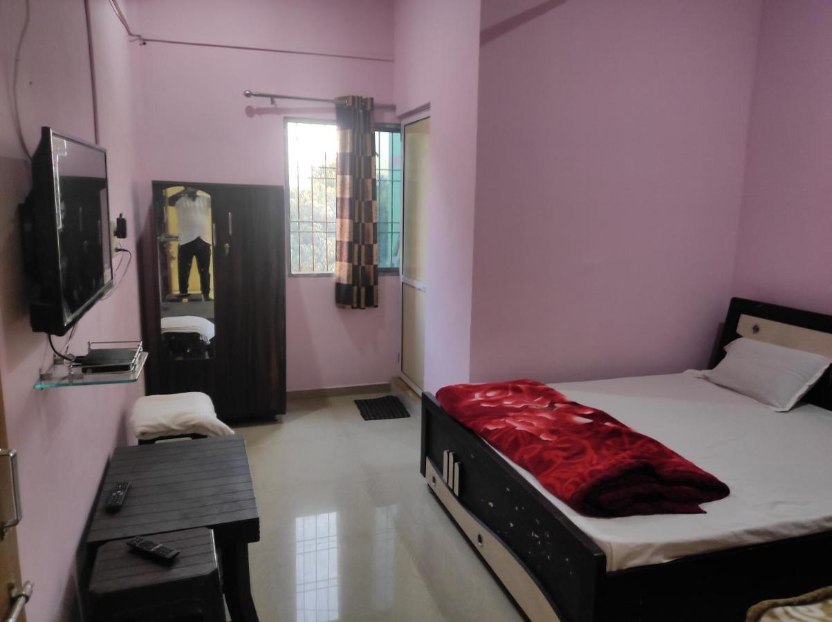 Vrundavan Home Stay And Village Resort Kevadia Buitenkant foto