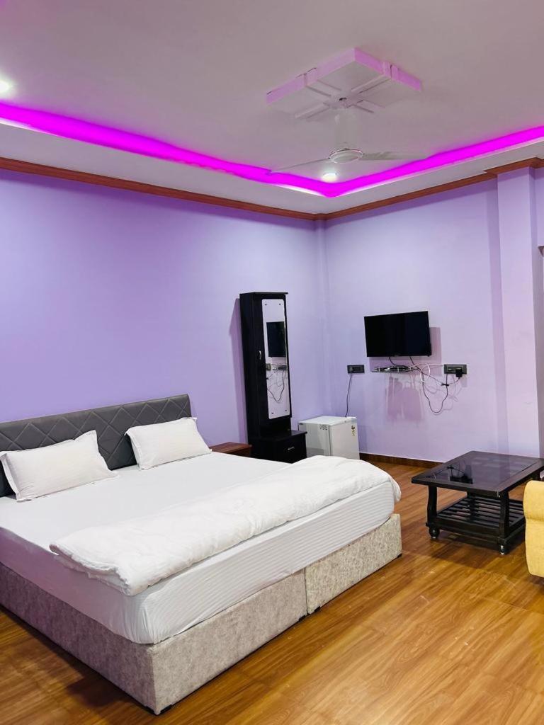 Vrundavan Home Stay And Village Resort Kevadia Buitenkant foto